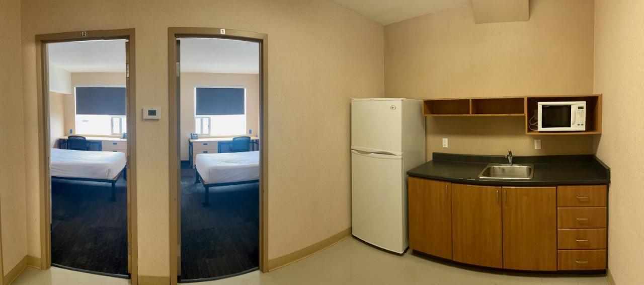 Residence & Conference Centre - Ottawa West Экстерьер фото